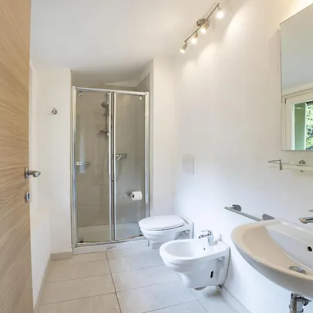 Le Gemme-1 By Interhome * Meina