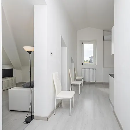 Lejlighed Le Gemme-1 By Interhome Meina